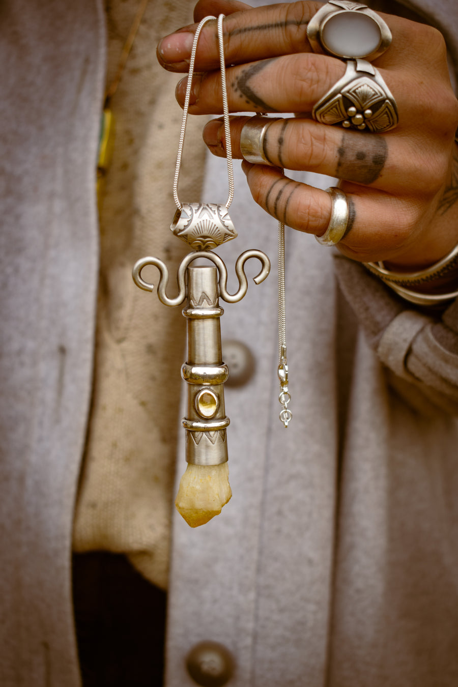 TOTEM - Pendentif en Argent, Citrine & Quartz des Cévennes