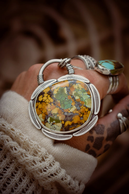 RARETÉ - Pendentif en Argent & incroyable Turquoise Hubei