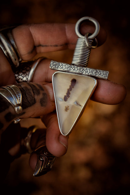 TROGNONNERIE - Pendentif en Argent & Agate du Montana