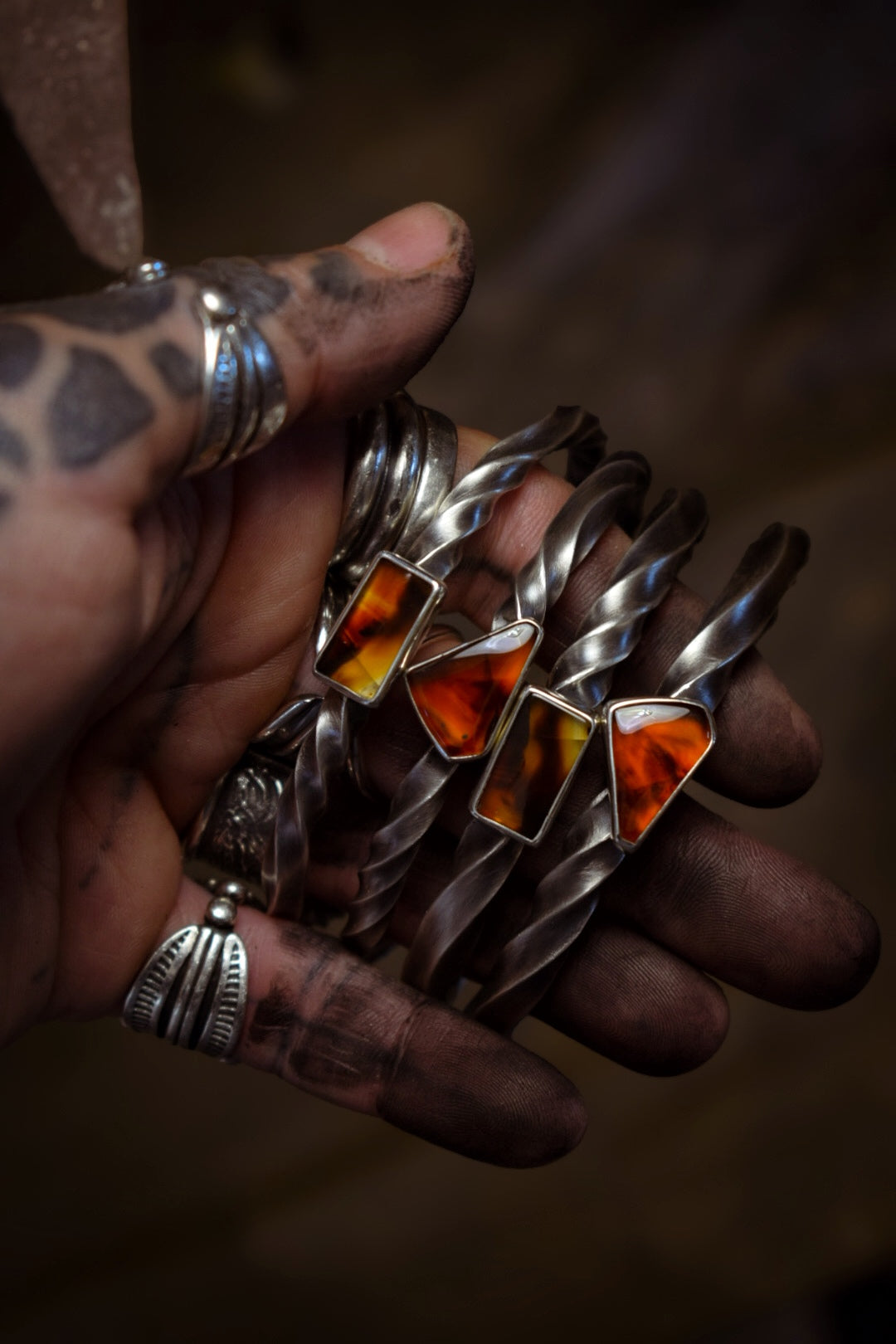 FEU - Bracelet massif Torsadé Agate du Montana