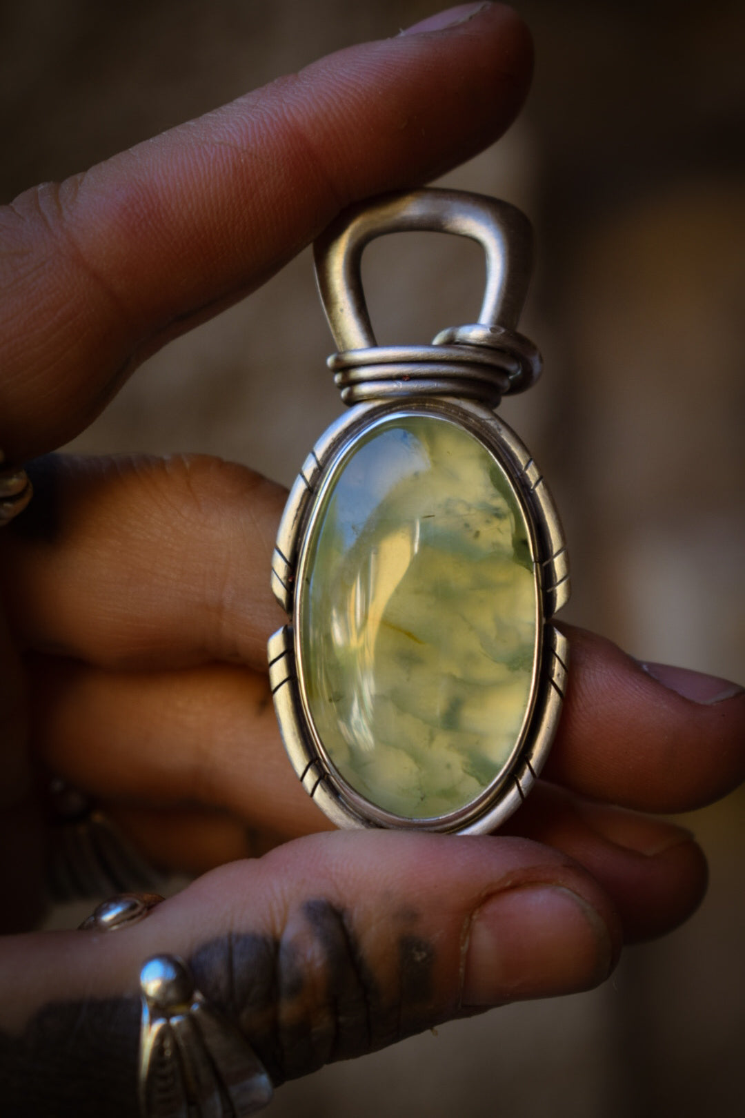 RIVIÈRE - Pendentif Prehnite
