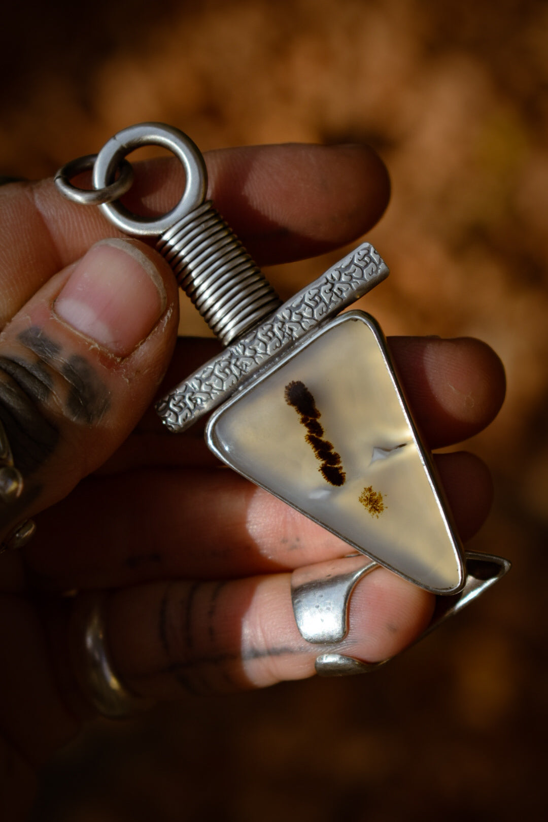 TROGNONNERIE - Pendentif en Argent & Agate du Montana