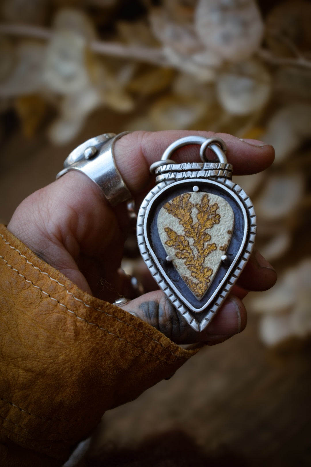 RUSTICA - Pendentif en argent & Psilomélane Dendrite