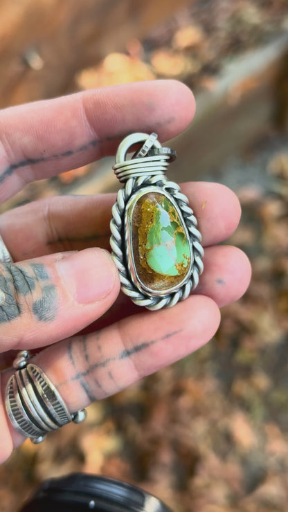 LA GUEULE CASSÉE - Pendentif Turquoise Royston